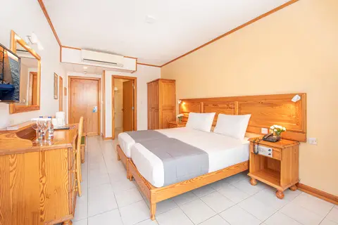 Gillieru Harbour Hotel in San Pawl il-Baħar — foto 29