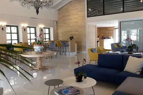 Adam's Hotel in Αγία Κυριακή — foto 20