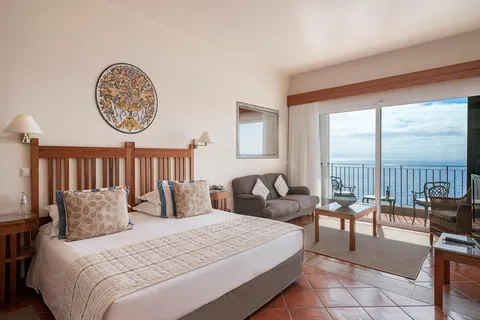 Hotel Albatroz Beach & Yacht Club in Santa Cruz — foto 3
