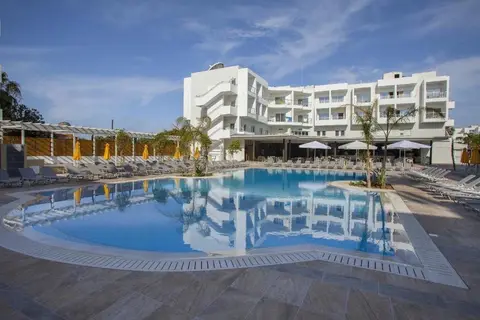 Mayfair Hotel in Paphos — foto 2
