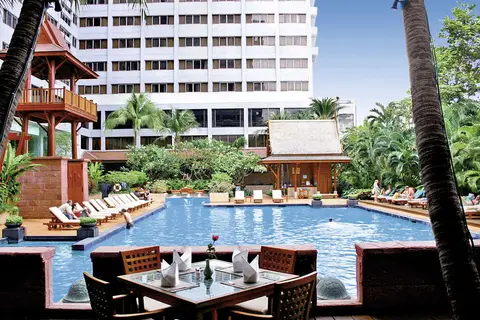 Ramada Plaza by Wyndham Menam Riverside in Bangkok — foto 10