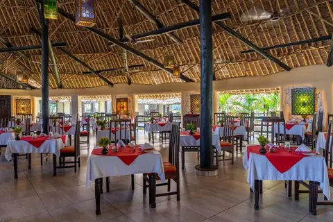 Southern Palms Beach Resort in Ukunda — foto 7