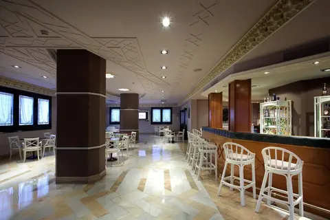 Hotel Abades Benacazon in Benacazon