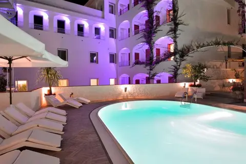Villa Romana Hotel & Spa in Minori — foto 12