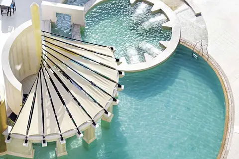 Raffles Dubai in Dubai — foto 13