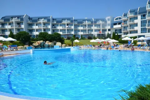 Sineva Beach in Sveti Vlas — foto 12