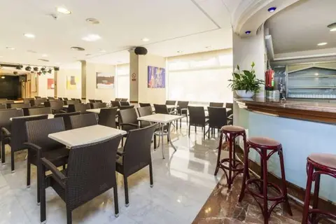Globales America in Calas de Mallorca — foto 27