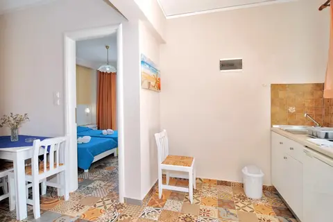 Byron Apartments in Τιγκάκι — foto 7