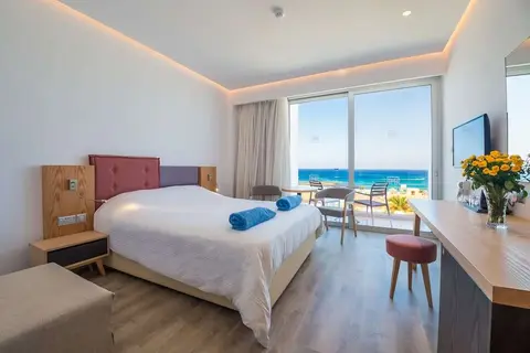 Protaras Plaza Hotel in Παραλίμνι — foto 3