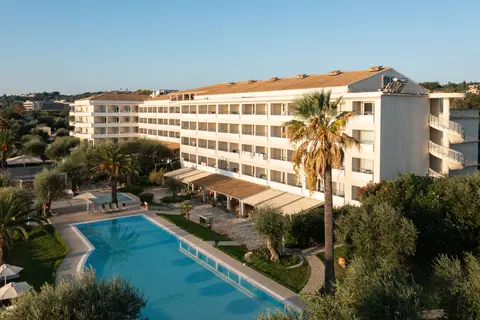 Elea Beach Hotel in Ύψος