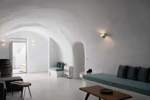White Concept Caves in Santorini — foto 6