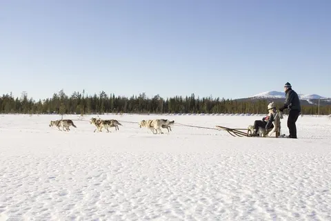 8 daagse excursiereis Lapland Hotel Sirkantähti foto 2