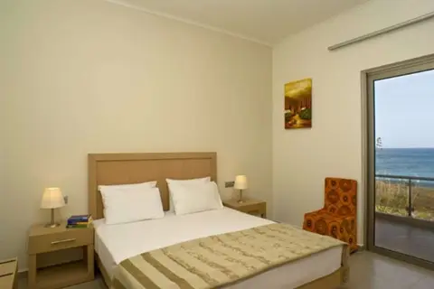 Elena Beach hotel in Kissamos — foto 2