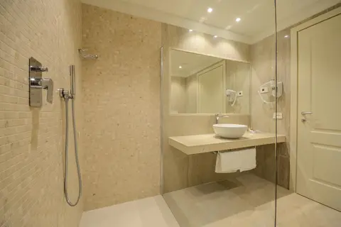 Villa Garuti Hotel in Padenghe sul Garda, foto 30