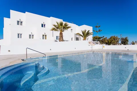 Nikos Hotel in Καρτεράδος