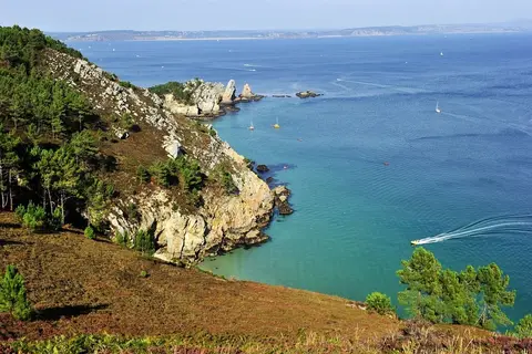 Camping Le Domaine De Ker Ys in Saint-Nic — foto 23