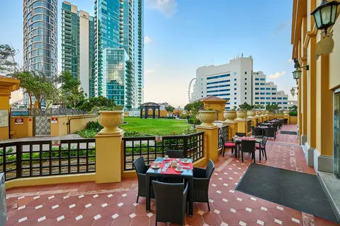 Ramada Hotel & Suites by Wyndham Dubai JBR in Dubai — foto 2