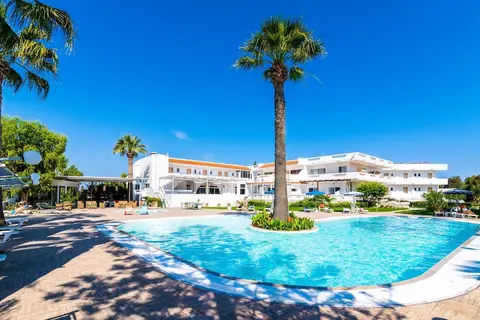 Sabina Hotel in Θεολόγος — foto 27
