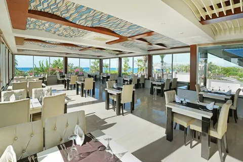 Blue Cruise & Kaila Beach Hotel in Niksar — foto 19