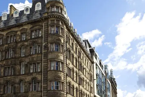 Hotel Old Waverley in Edinburgh