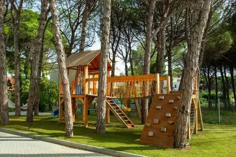 Fllad Resort & Spa in Golem, foto 22