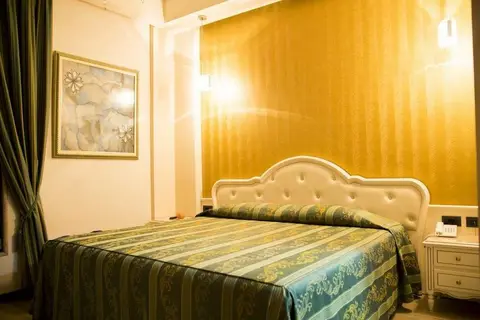 Oxford Hotel in Tirana, foto 16