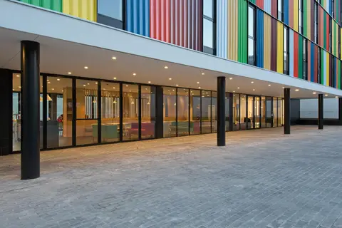 DWO Colours Alcalá by Checkin in Madrid — foto 2
