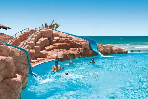 Coral Beach Resort Sharjah in السيف — foto 17