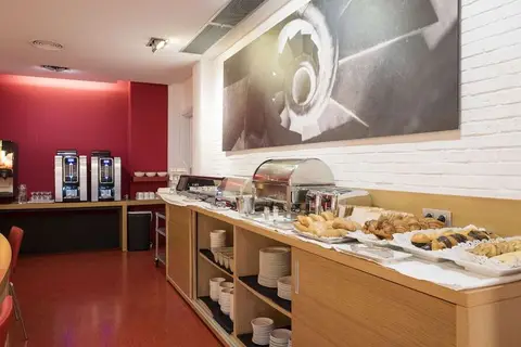 Ciutat Vella Hotel in Barcelona — foto 8