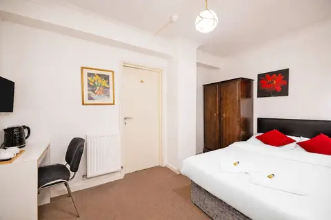 Saji Hotel Ilford by OYO in Londen, foto 29