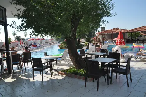 Sunshine Holiday Resort in Bergama, foto 24