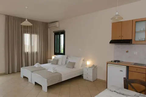 So Nice Hotel in Marathokampos, foto 19