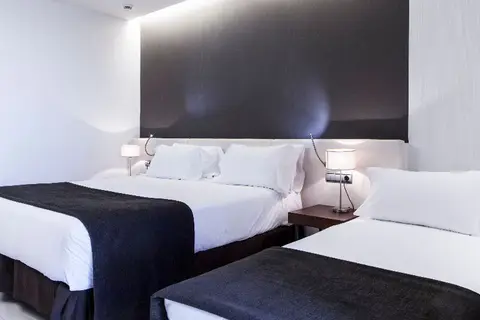 Hotel Diagonal Plaza in Zaragoza — foto 16