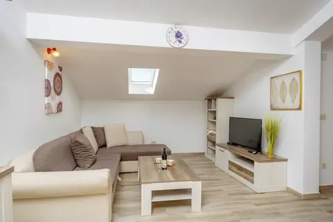 Arvala Lux Apartments in Budva — foto 13