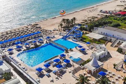 Samira Club in منارة الحمامات — foto 10