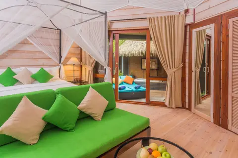 Kuredu Resort & Spa in ނައިފަރު — foto 28
