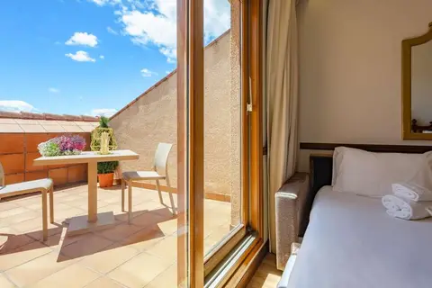 Dorma Reina Isabel in Ávila — foto 6