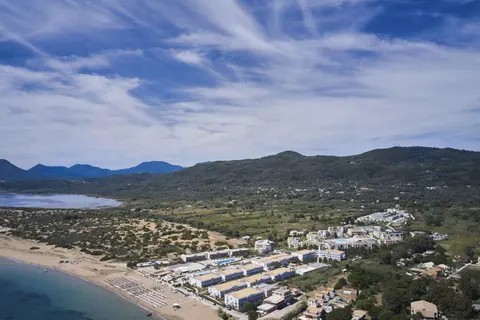 Sandy Beach Resort in Agios Georgios — foto 34