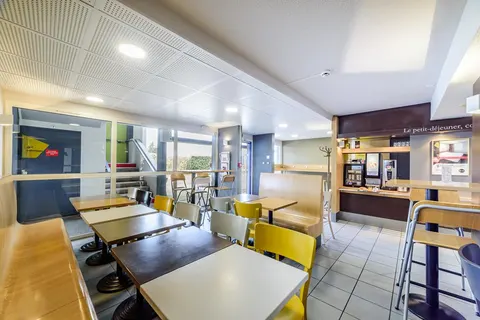 B&B Hotel Dijon Marsannay in Marsannay-la-Côte — foto 4