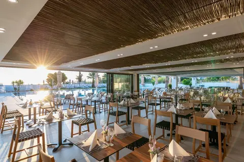 Dore Hotel in Agia Marina — foto 4