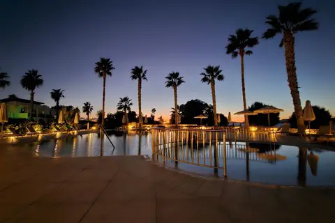 Irina Beach Hotel in Τιγκάκι — foto 4