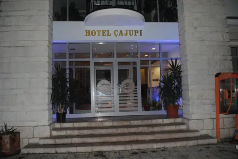 Hotel Cajupi in Gjirokastra — foto 21