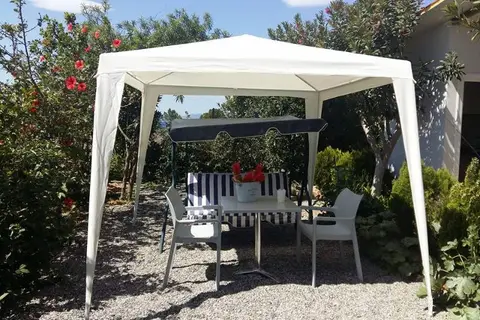 George Beach Studios & Villas in Πεύκοι — foto 17