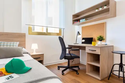Micampus Armendariz Students Residence SOLO ESTUDIANTES in Sevilla — foto 4