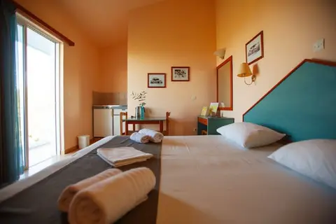 Filoxenia Hotel - Apartments in Θεολόγος — foto 10