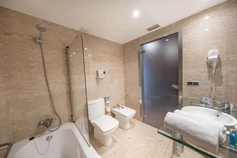 Best Western Hotel Mediterraneo in Castelldefels — foto 11