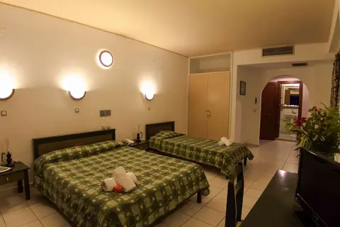 Club Lyda Hotel in Δημοτική Ενότητα Γουβών — foto 18