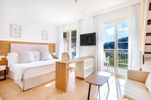 VIVA Cala Mesquida Suites & Spa Adults only 16+ in Palma — foto 5