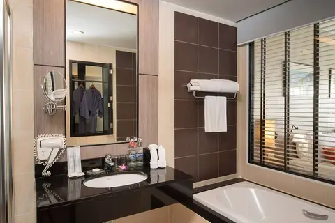 Deevana Plaza Phuket Resort in ตำบลป่าตอง — foto 16