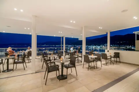 Horizon Beach Hotel in Δημοτική Ενότητα Μαλίων — foto 26